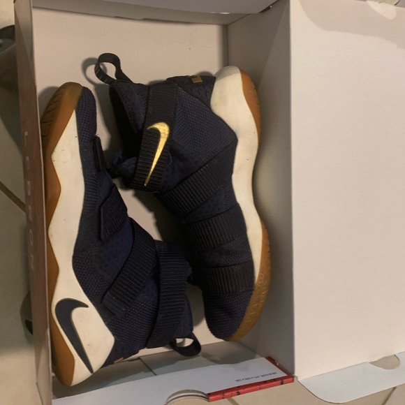 Lebron Soldier Xi Midnight Navy - Picture 5 of 5